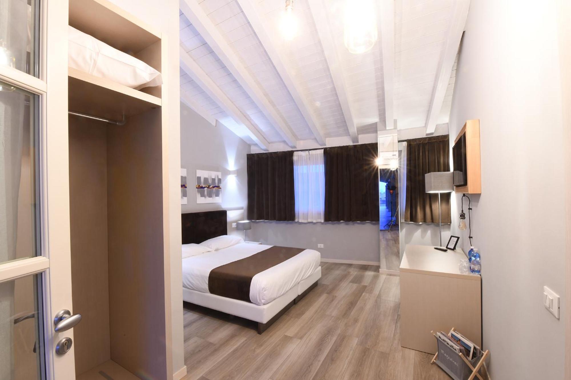Hill Colle - Camere & Bistrot Erbusco Luaran gambar