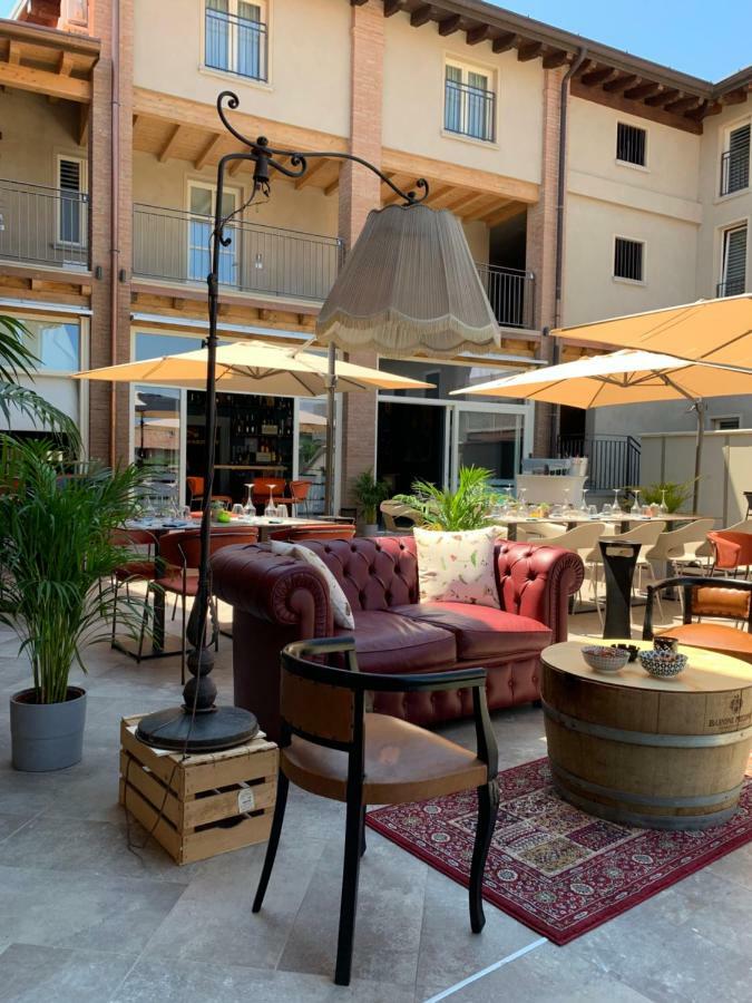 Hill Colle - Camere & Bistrot Erbusco Luaran gambar