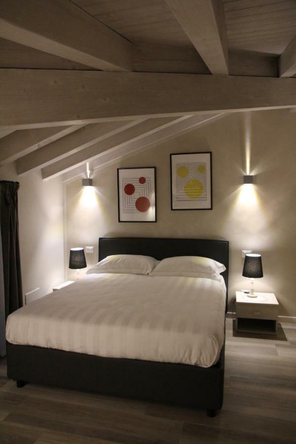 Hill Colle - Camere & Bistrot Erbusco Luaran gambar